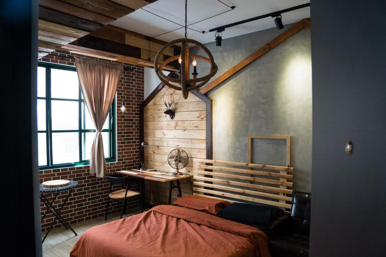 Baker Street London Style Inn Ταϊνάν Εξωτερικό φωτογραφία