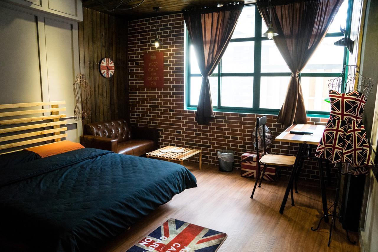 Baker Street London Style Inn Ταϊνάν Εξωτερικό φωτογραφία
