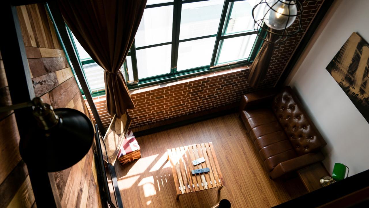 Baker Street London Style Inn Ταϊνάν Εξωτερικό φωτογραφία
